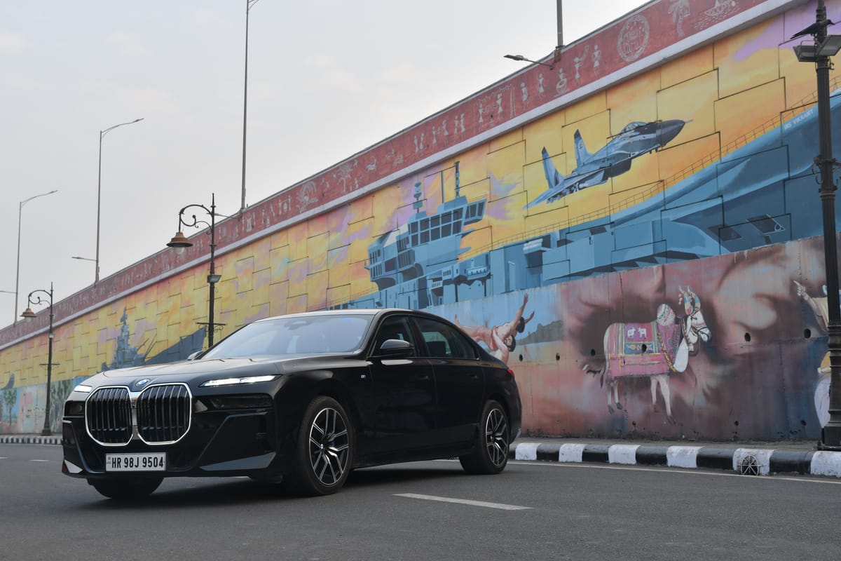 Дополнительная фотография к материалу «190 тысяч BMW отзывают из-за риска пожара»